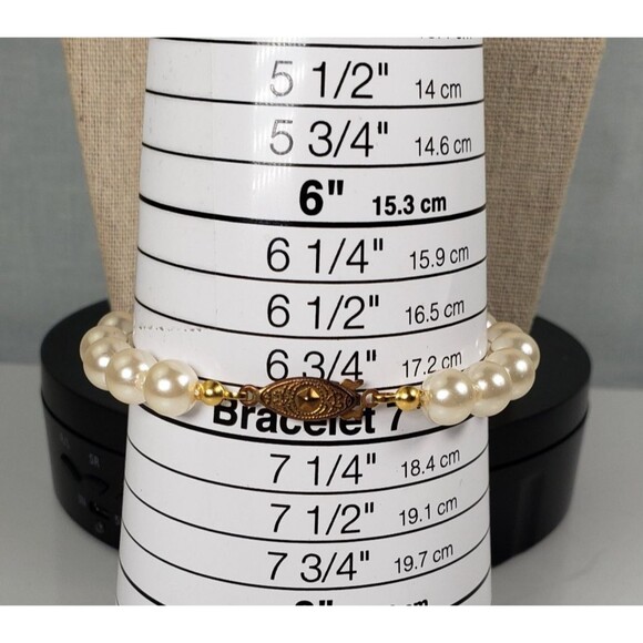 Vintage Knotted Faux Pearl Gold Tone Fish Hook Clasp 17"  Necklace & 7” Bracelet - Picture 3 of 16